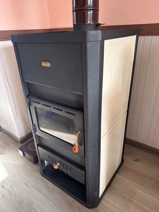 Камина с водна риза, UPS, помпа циркулационна