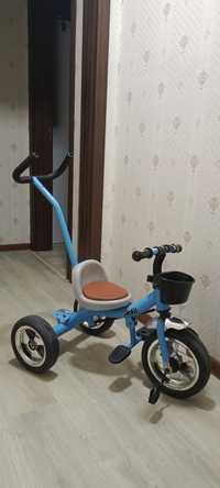 Б/у детский 3х колесный велосипед