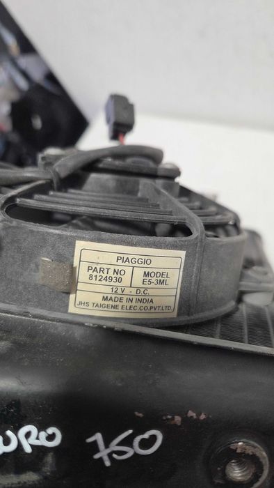 Masca far/ornament toba Aprilia Dorsoduro sa