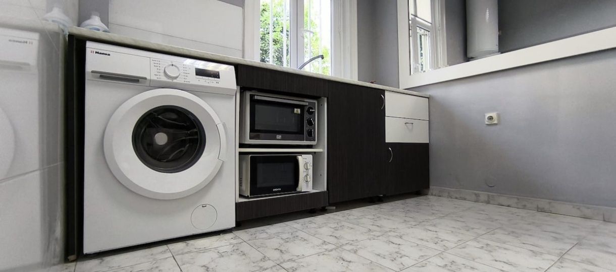 Продавам офис в гр. София, Мед. Академия
