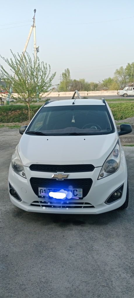 Spark sotiladi srochno