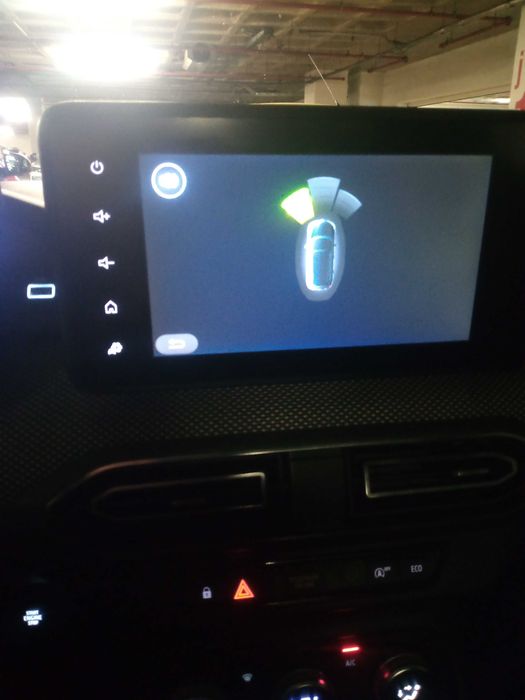 vand logan 2021 prestige cu gaz din fabrica