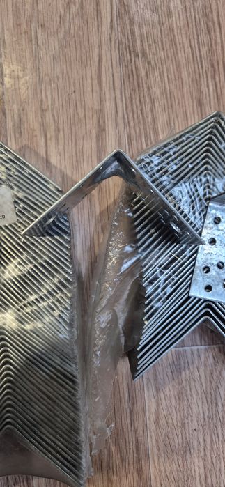 Уголок строительный усилиный