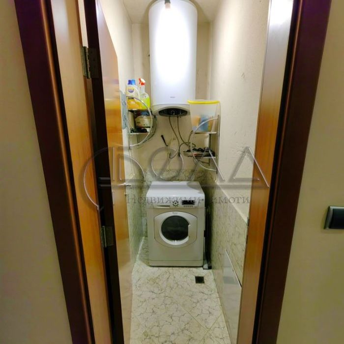 Продава се Двустаен апартамент в София, Център - 67 кв.м за 2792 €/кв.м - Снимка #7