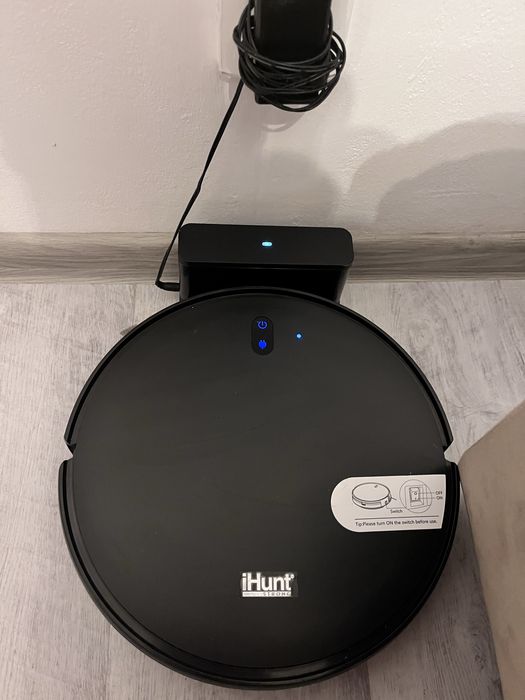 Aspirator robot ihunt