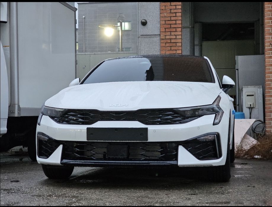 Кia k5 2023 год. 2 позиция.