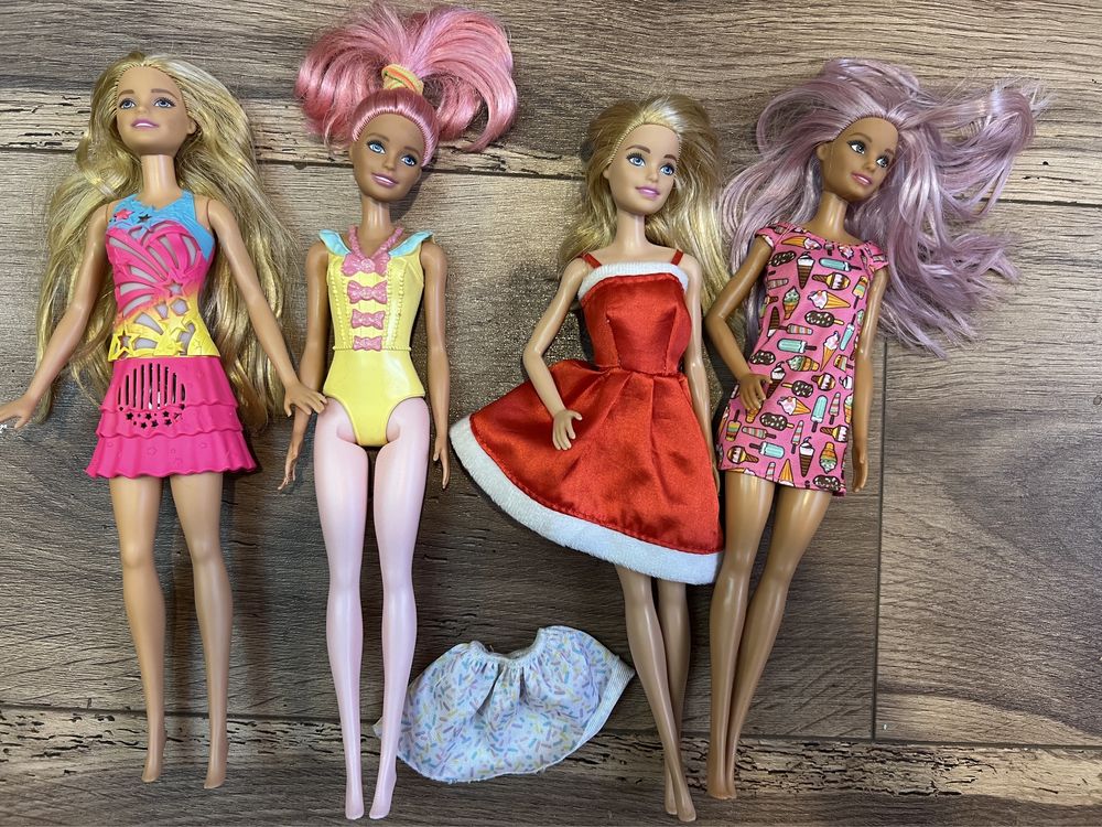 Lot papusi Barbie.      .       .