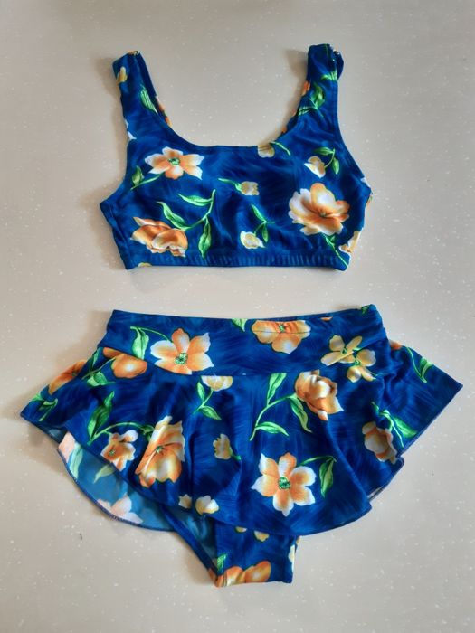 Продам купальник