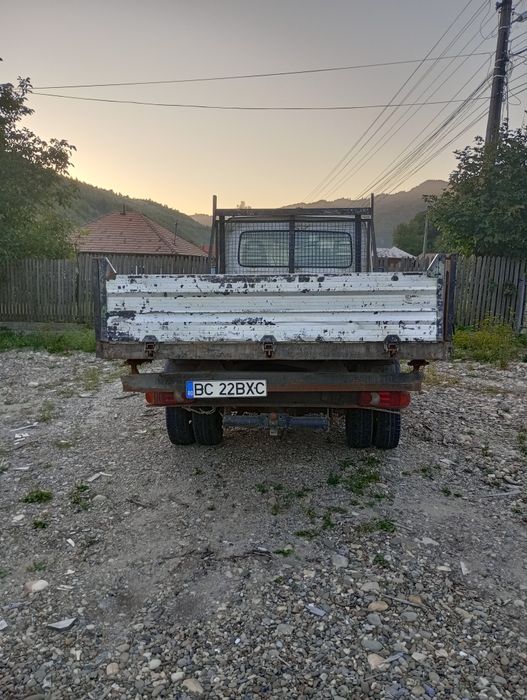 Vând Iveco daily basculabil