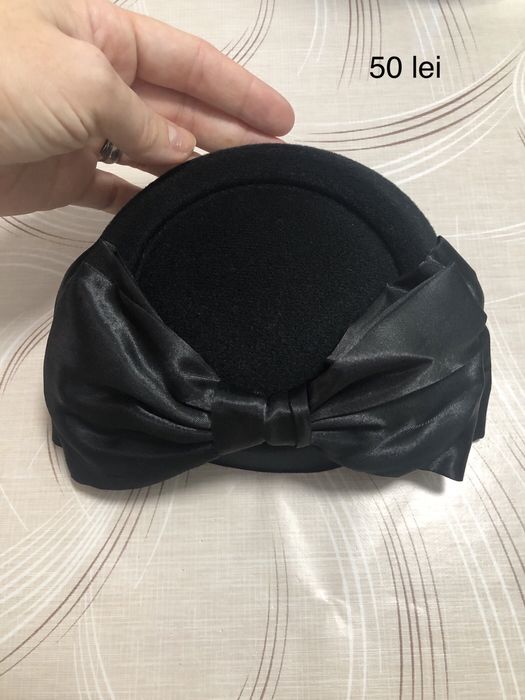 Toca albastra / bej / neagra / grena / alba - diverse modele