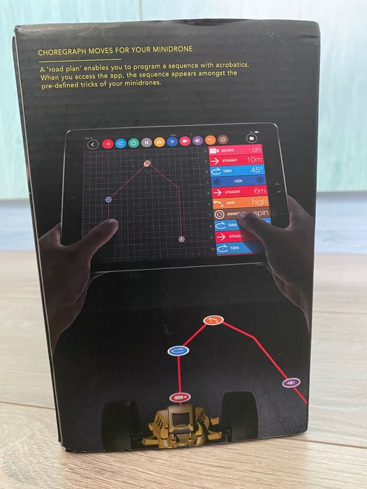 Drona Parrot Jumping Race Tuk Tuk