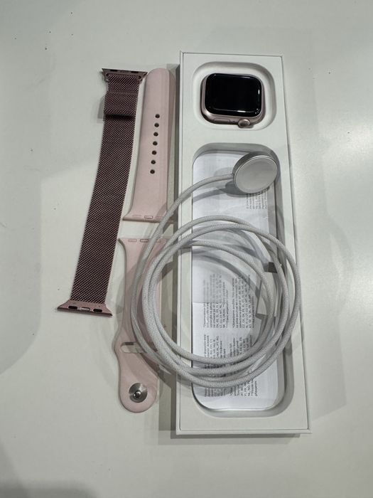 Чисто нов Apple watch seria 9