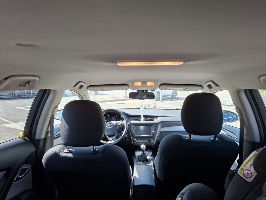 Toyota Avensis Touring Sports 2.0