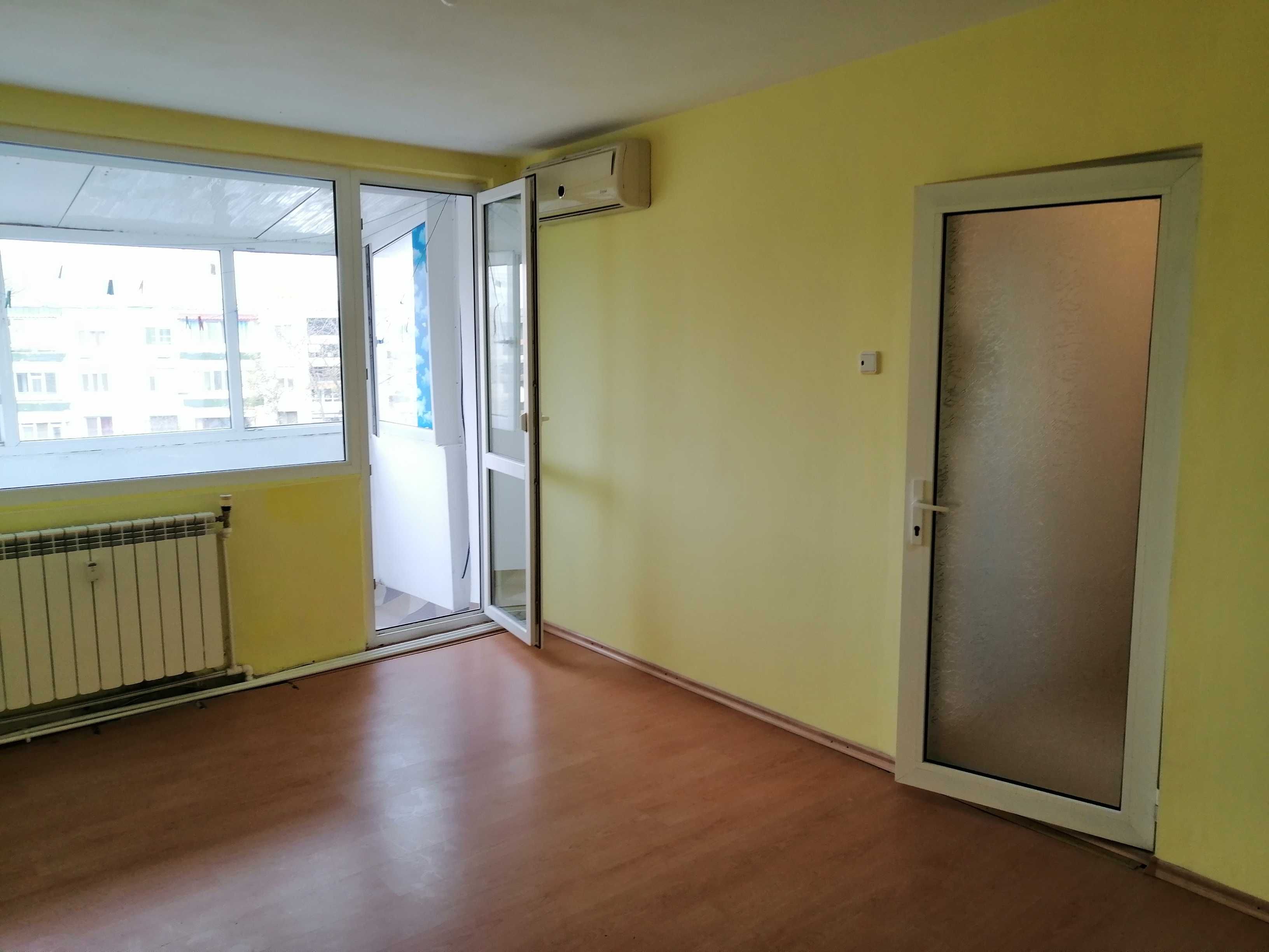 Vând apartament 2camere semidec et4 Tiglina1 E9