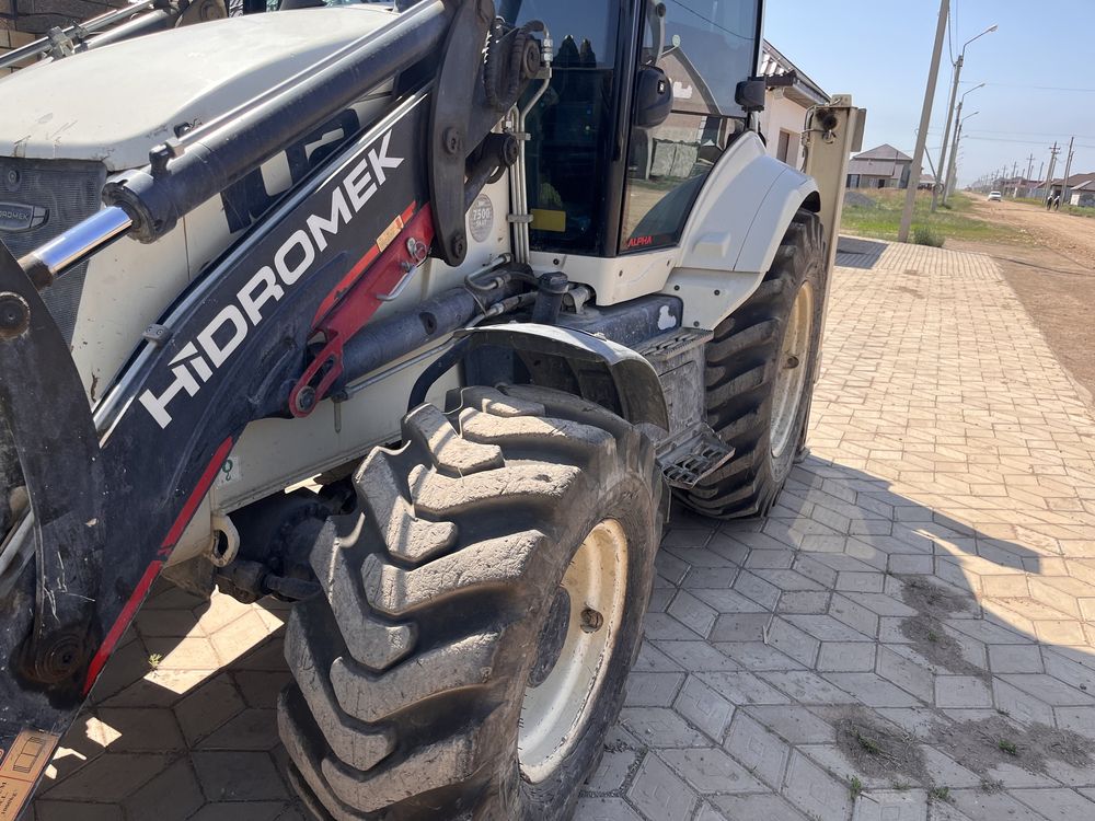 Трактор Hidromek 102В 3/1,