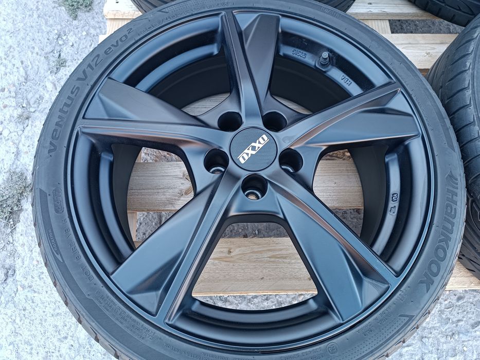 Лети джанти 17ки 5х100 Oxxo + летни гуми 205/40/17 Hankook