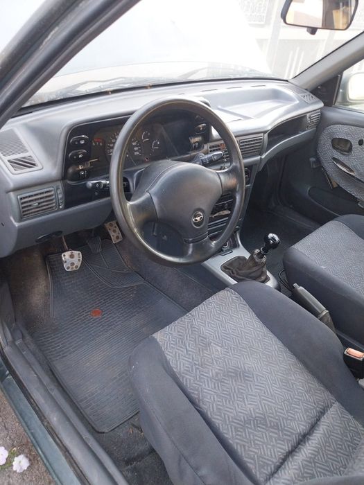 Daewoo Cielo proprietar
