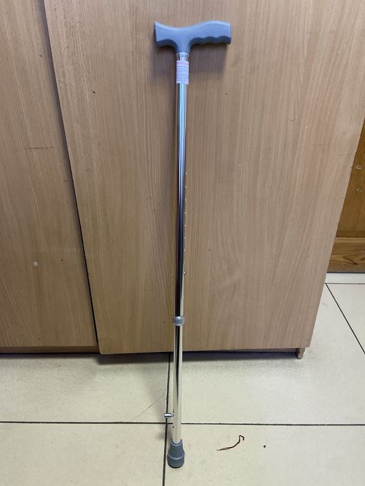 Трость ортопедический новый