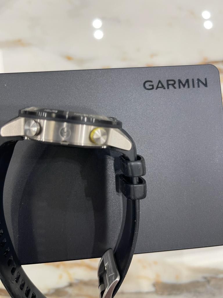 Часовник GARMIN Marq Athlete