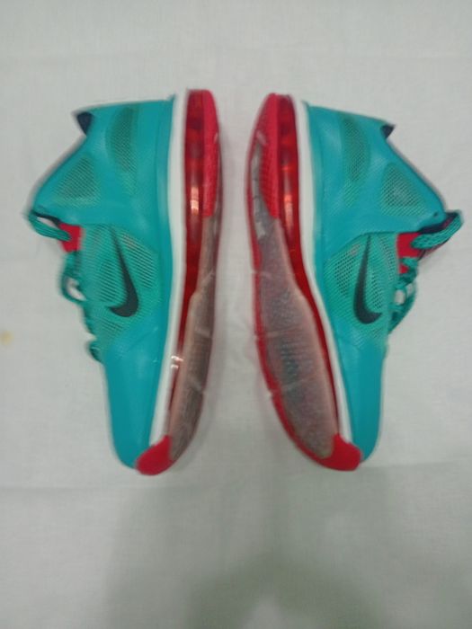 Vind Adidas Nike lebron 9 Liverpool, noi, preț 600 lei, Bacău,