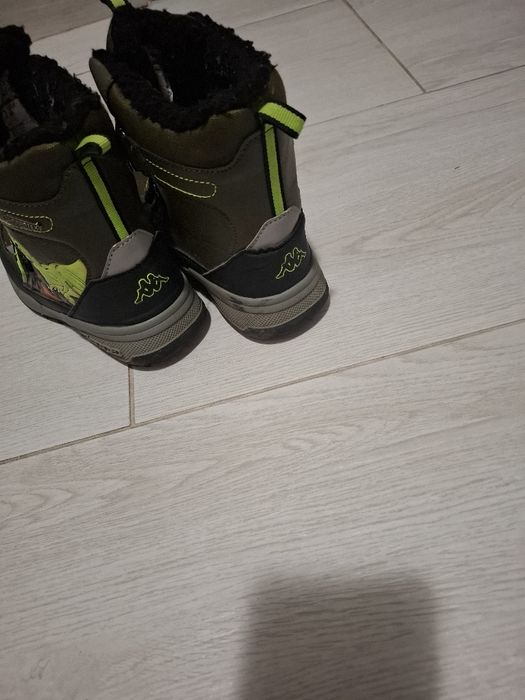 Ghete copii marimea 31 hm si kappa,doua perechi 70lei