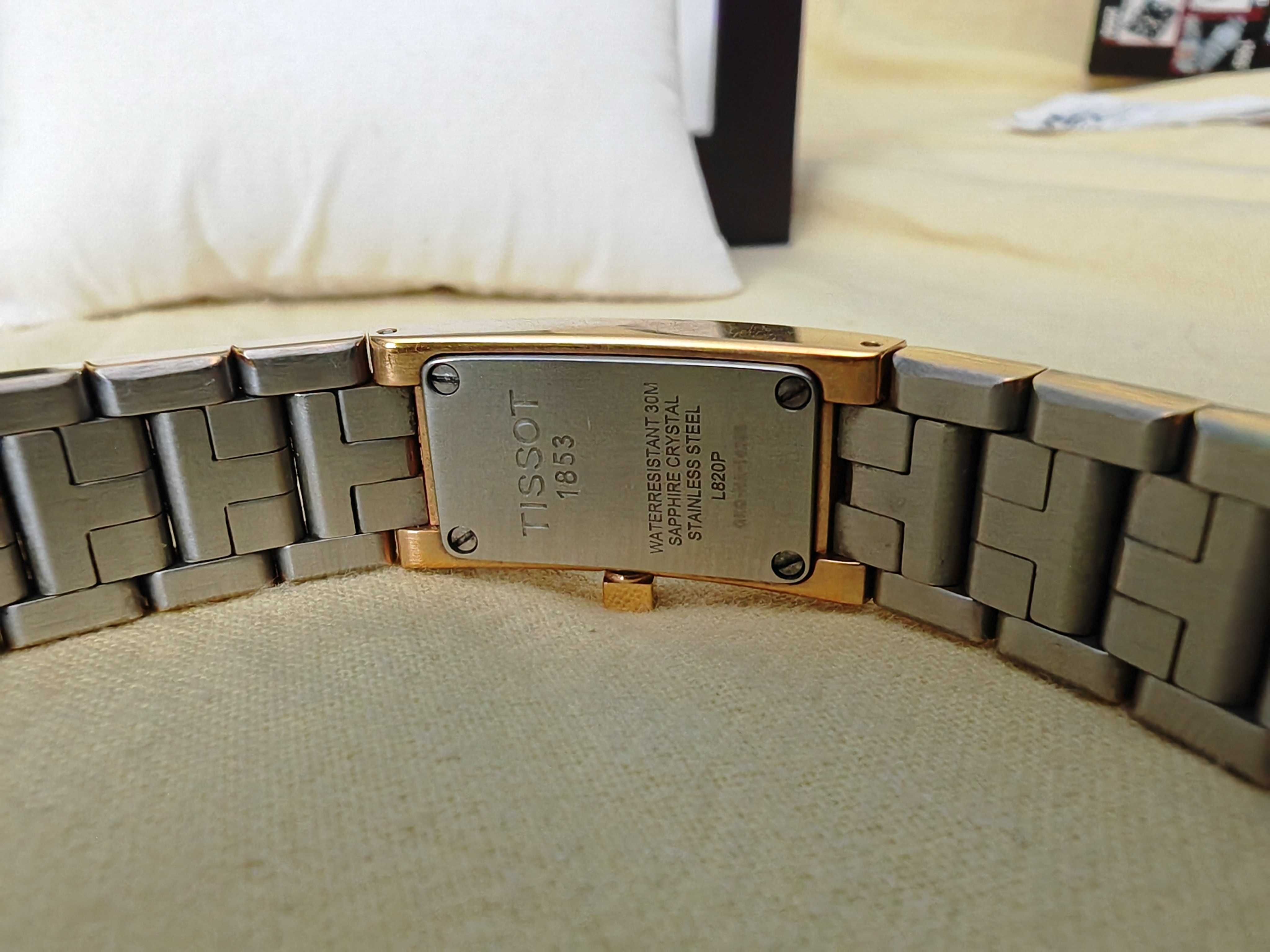 Дамски часовник Tissot колекция T-trend пълен комплект