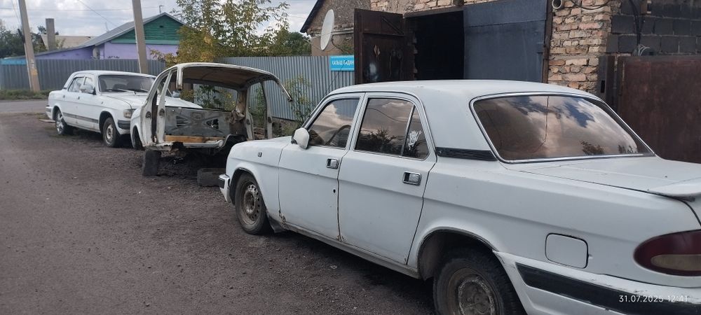 Газ 31100 Волга по запчастям