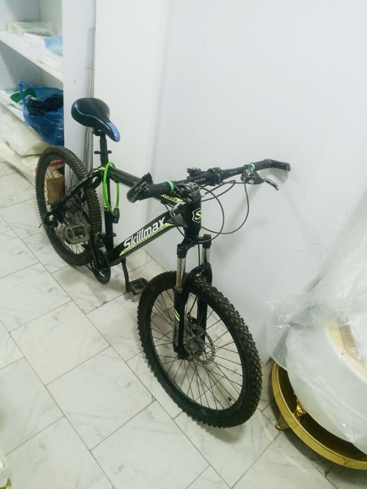 Srochno velosiped! Holati ideal! Hamma joyi ishliydi