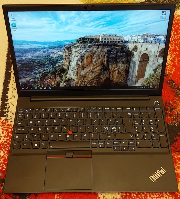 Laptop Thinkpad E15 AMD Ryzen 5 4500U 16gb ram 512gb ssd