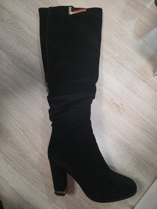 Обувь 36 размер по 5000 тг