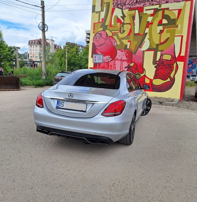 Mercedes-Benz > W205 > C Class > AvanGarde >