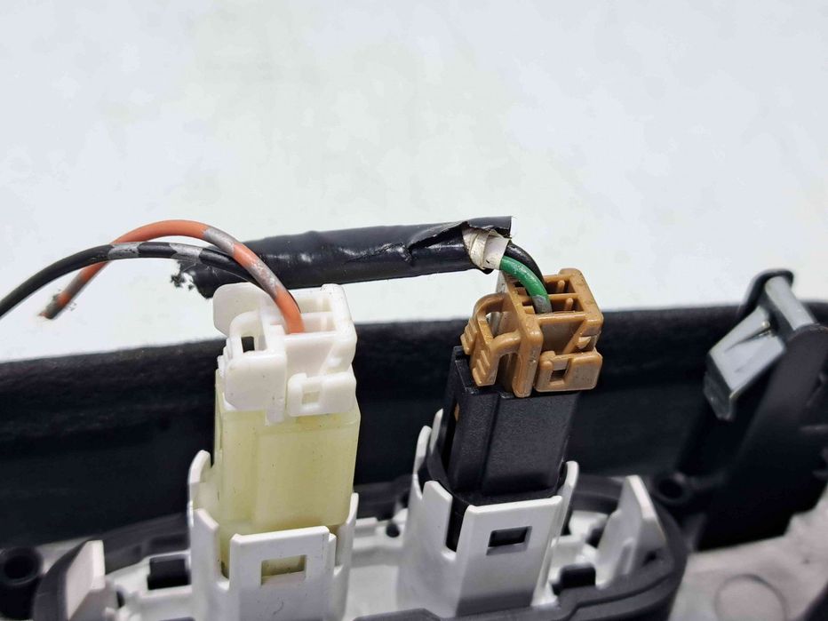 Grila aerisire centrala Nissan Juke [Fabr 2010-2014] Hatchback 68260-