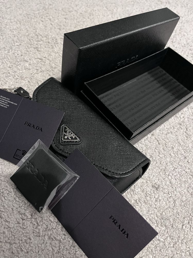 Слънчеви очила Prada symbole