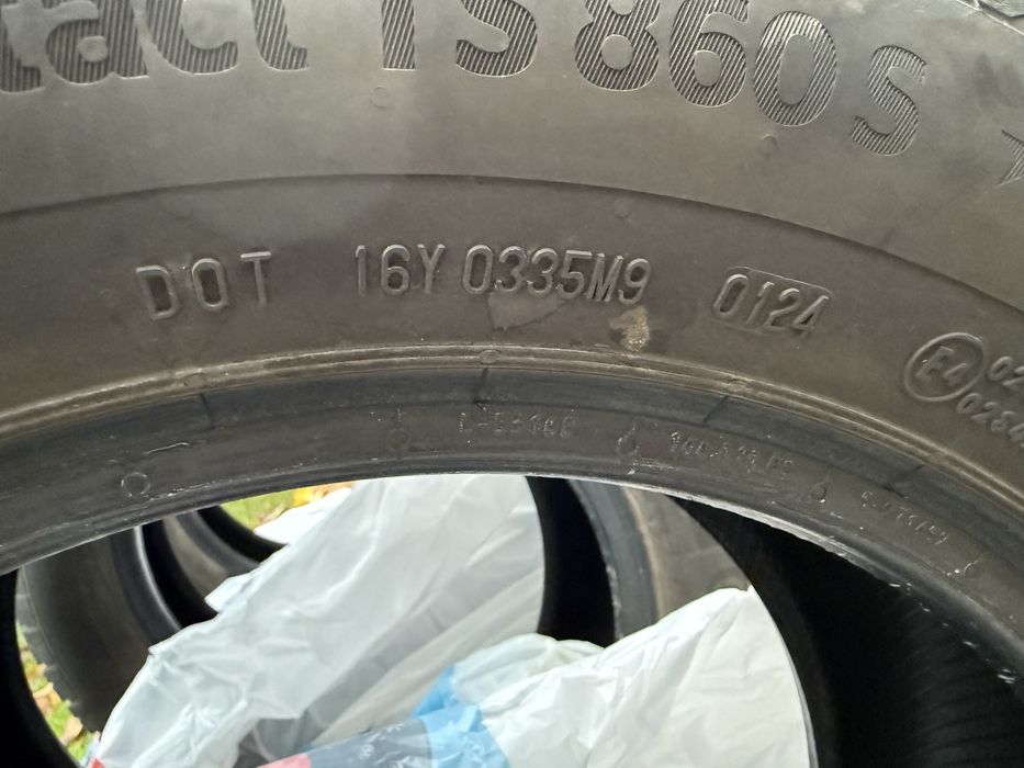 4 Anvelope Iarna 195 60 16 Continental Impecabile