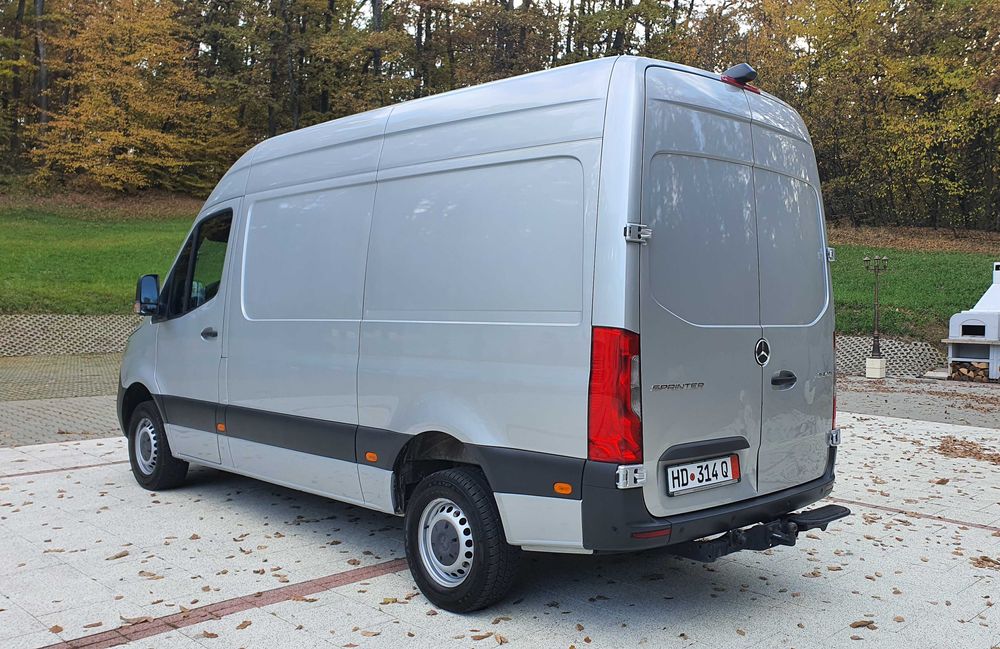 Mercedes Sprinter 316CDI Mediu Clima Tempomat Cârlig 3,5t