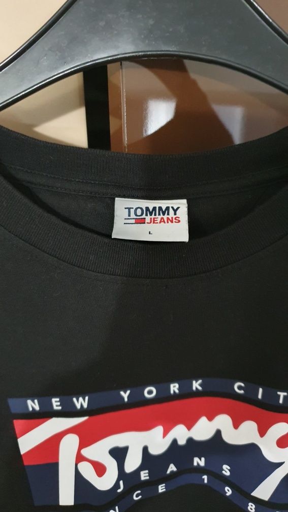 Tricou TommyHilfiger