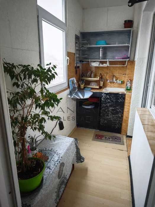 Продава се Тристаен апартамент в Пловдив, Кършияка - 61 кв.м за 1589 €/кв.м - Снимка #3