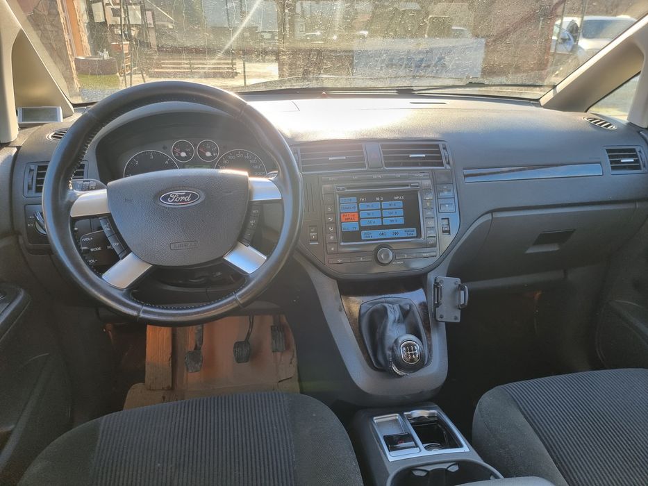 Vind sau schimb cu tractoras de gazon Ford focus C max 2,0D an 2004
