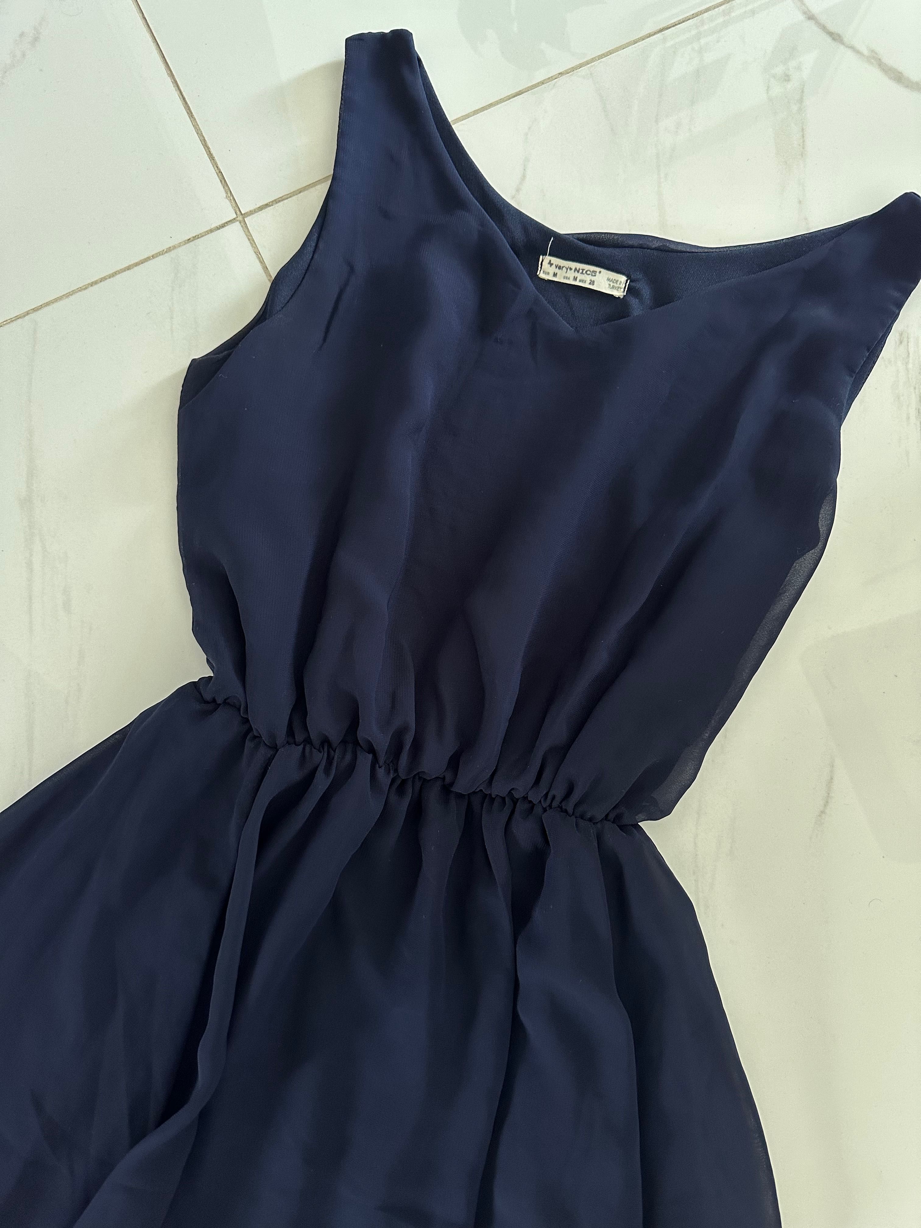 Дамска рокля тъмно синя