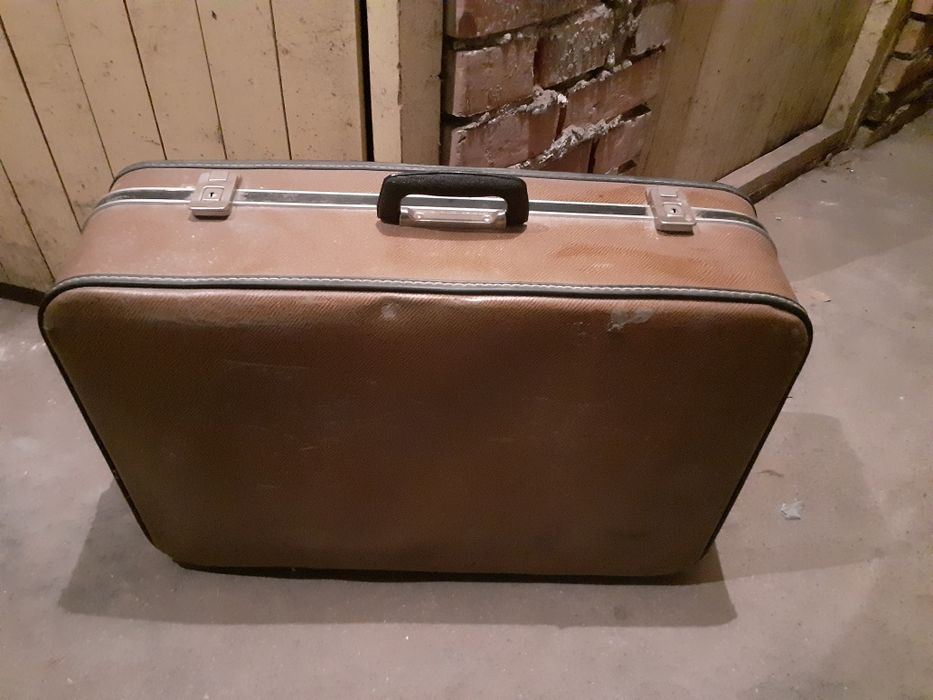 Стар куфар от социализма,чанта,сак