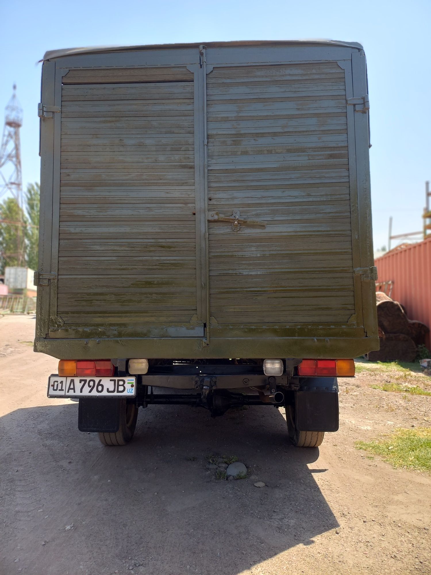 Продаётся УАЗ бортовой в отличном состоянии в Ташкенте