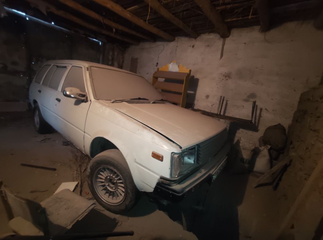 Nissan sunny (B11)