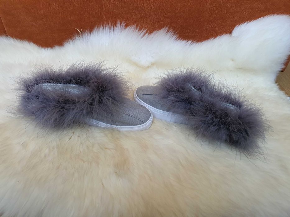 Tenisi cu blanita marimea 36