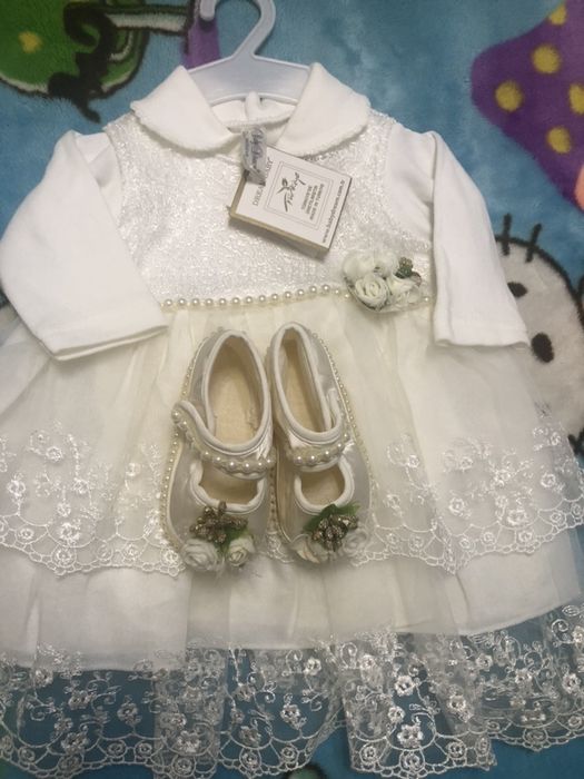 Нарядное платье с пинетками