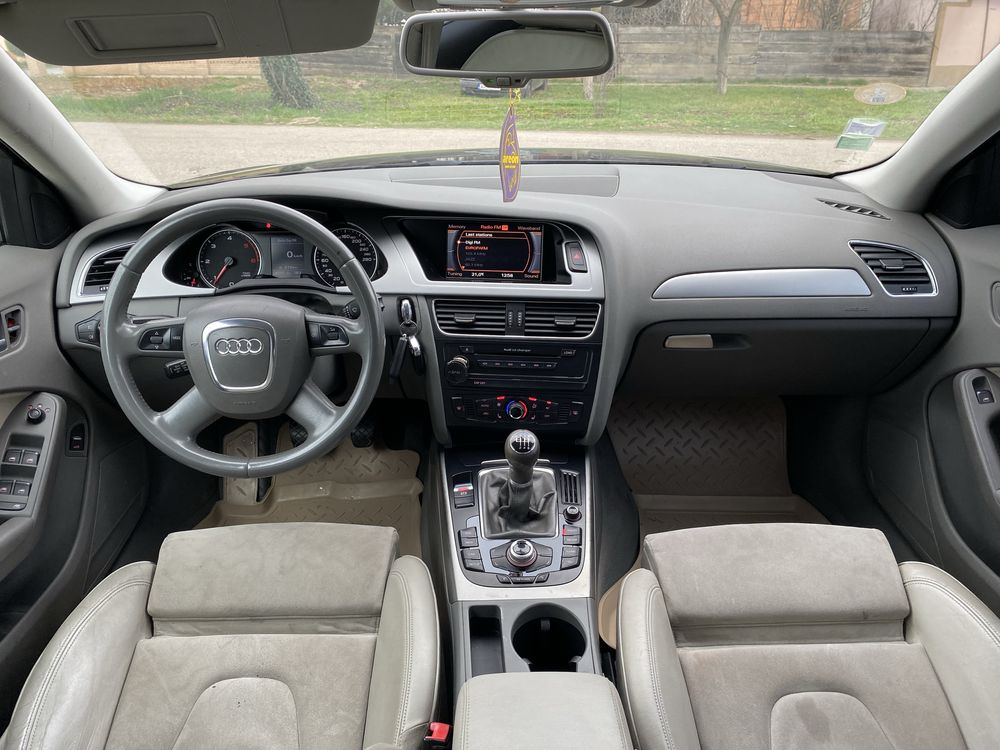 Audi a4 b8 2.0 tdi/2009/xenon led/limuzina