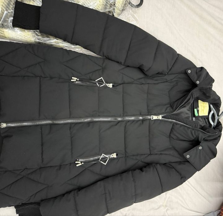 КУРТКА женская, хорошего качества