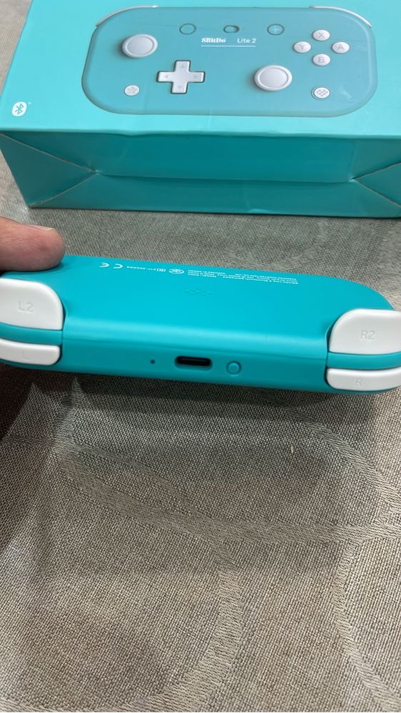 Геймпад 8bitDo lite 2