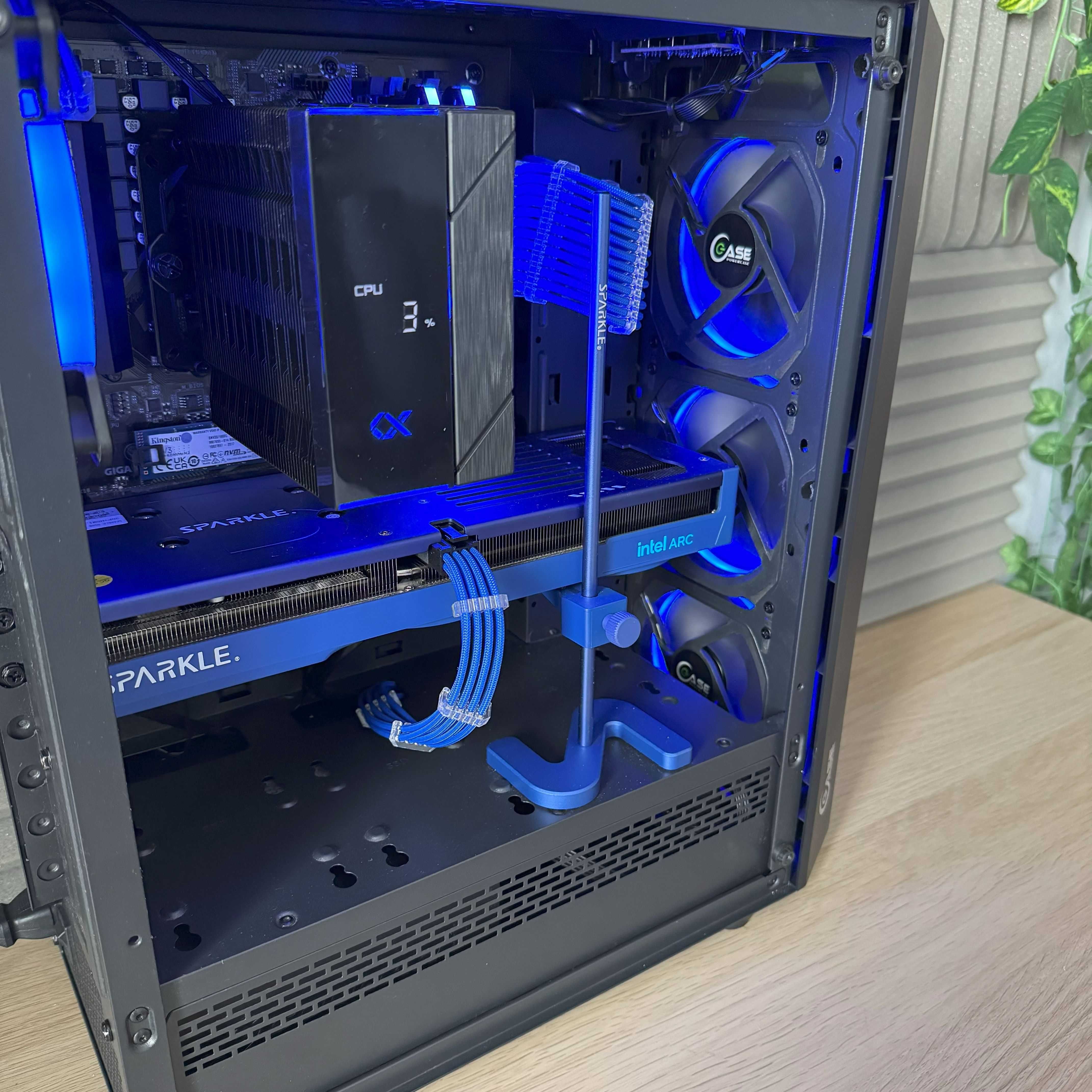 ЛИЗИНГ! Геймърски компютър Ryzen 5 /ARC B580 / 16GB RAM / 1TB SSD