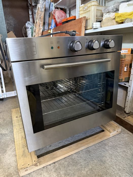 Професионална конвенционална фурна