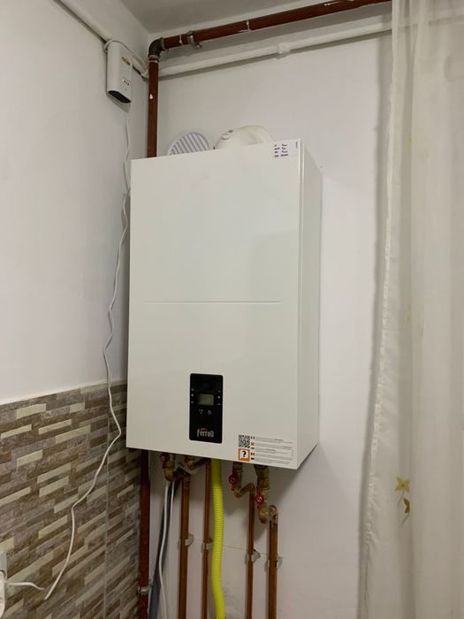 Inchiriez apartament 3 camere zona Craiovei